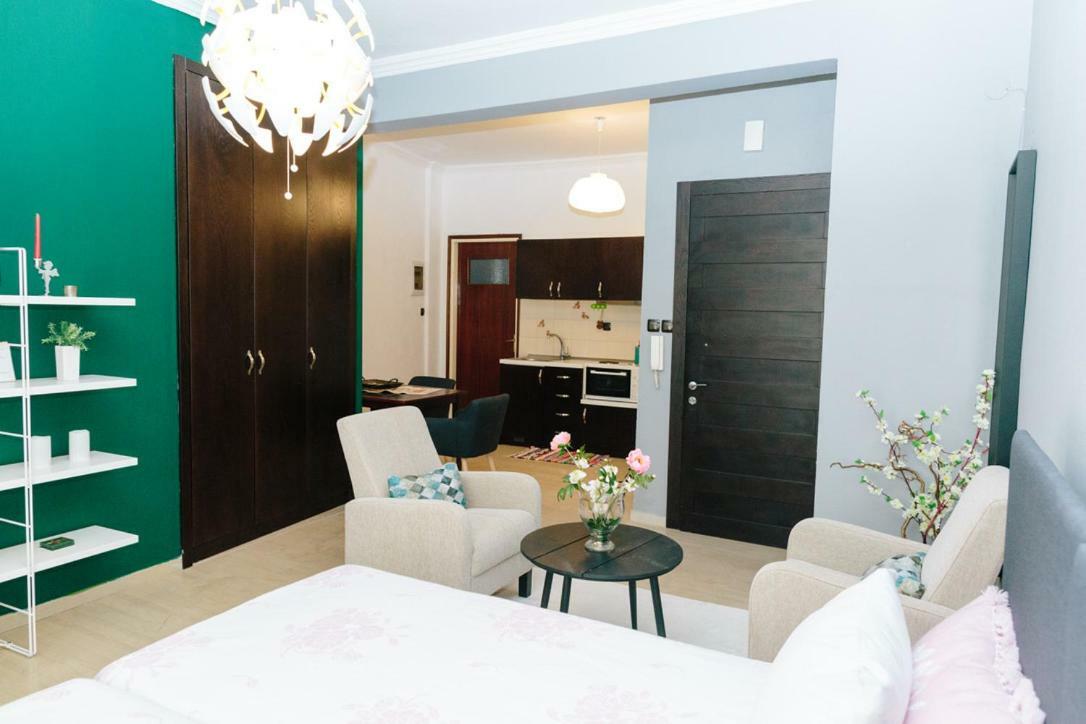 קומוטיני Cosy Downtown Studio - Suite מראה חיצוני תמונה